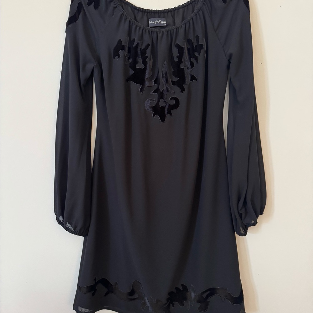 Chic Long Sleeve Black Dress